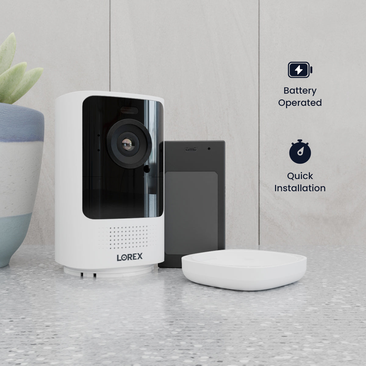 Lorex 4K Spotlight Battery Wi-Fi Security Camera with 7W Solar Panel