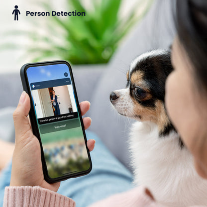 Lorex 2K Indoor Pan-Tilt Wi-Fi Pet Camera (32GB)
